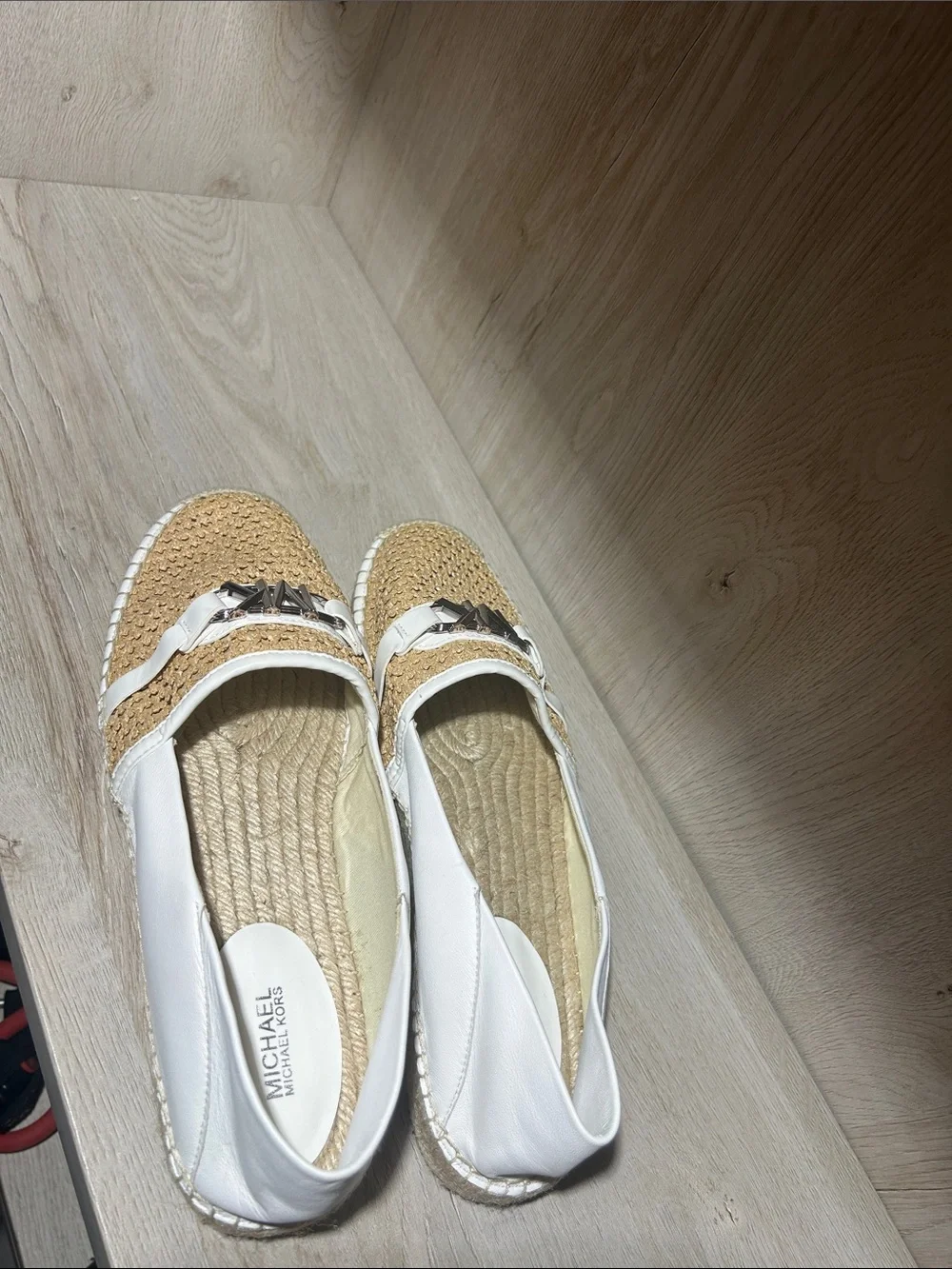 Michael Kors MK Logo White Tan Espadrille Flats Slip On Size 8.5